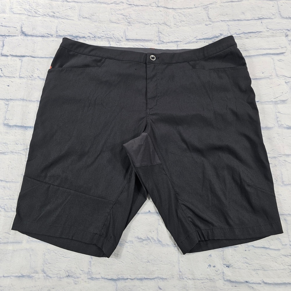 The North Face Beyong the Wall Shorts Men 40 Black Rock Trail Gorpcore Flash Dry